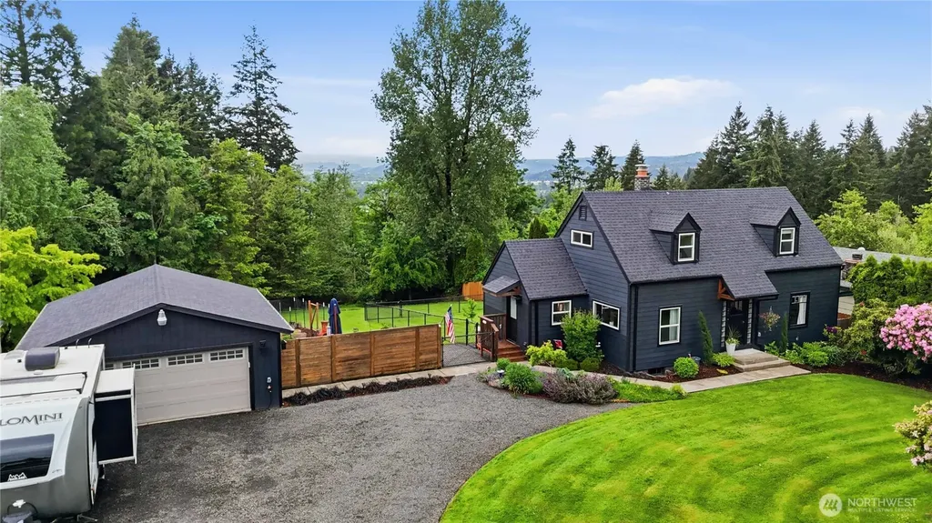 121 S Vista Way Kelso WA 98626