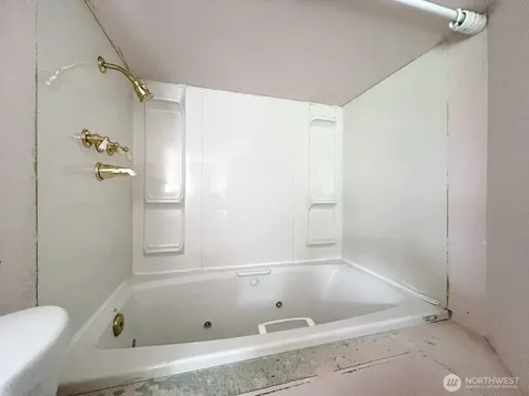 8844 18th Avenue SW Seattle WA 98106