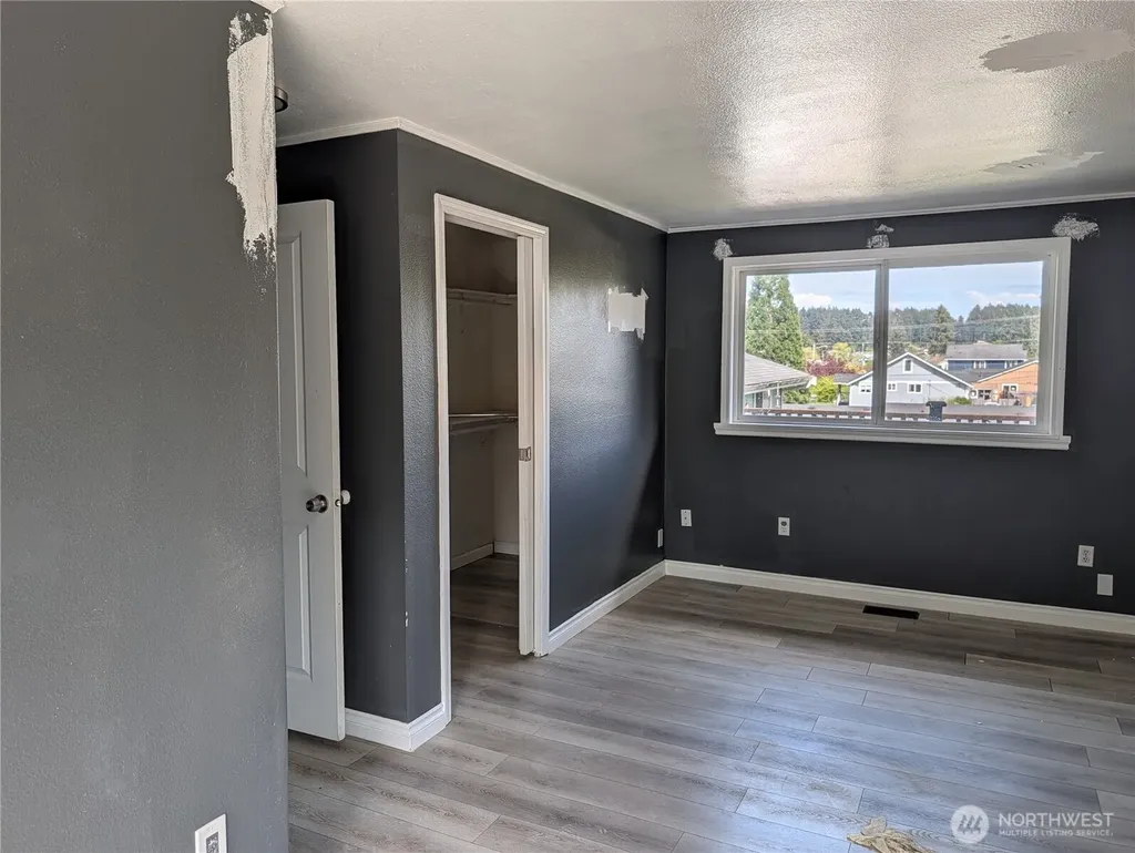 1216 E 60th Tacoma WA 98404