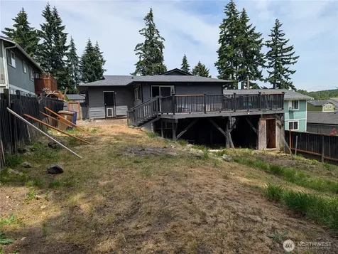 1216 E 60th Tacoma WA 98404