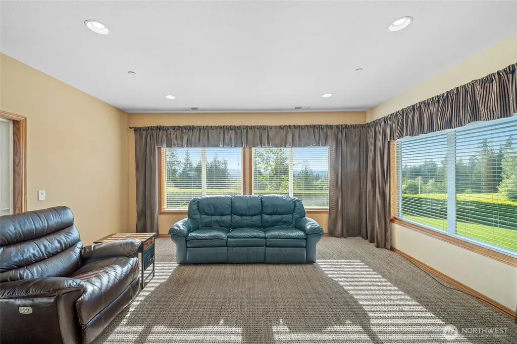 142 Nugget Drive Centralia WA 98531