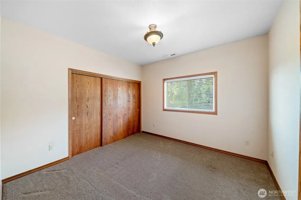 142 Nugget Drive Centralia WA 98531