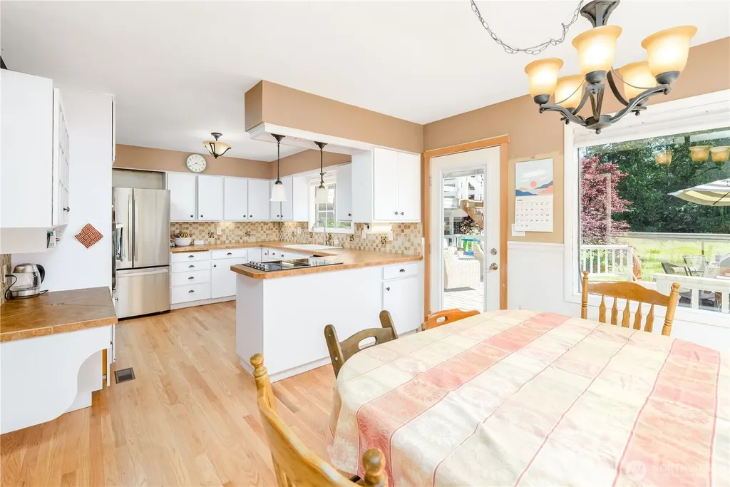 4003 S Tiller Road Port Angeles WA 98362