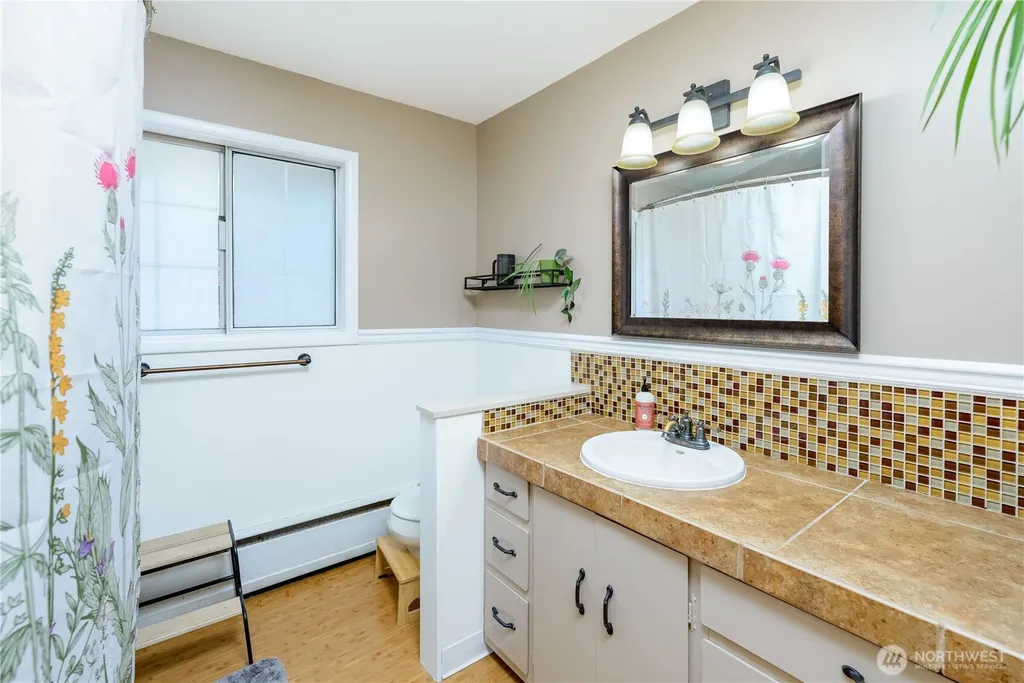 4003 S Tiller Road Port Angeles WA 98362