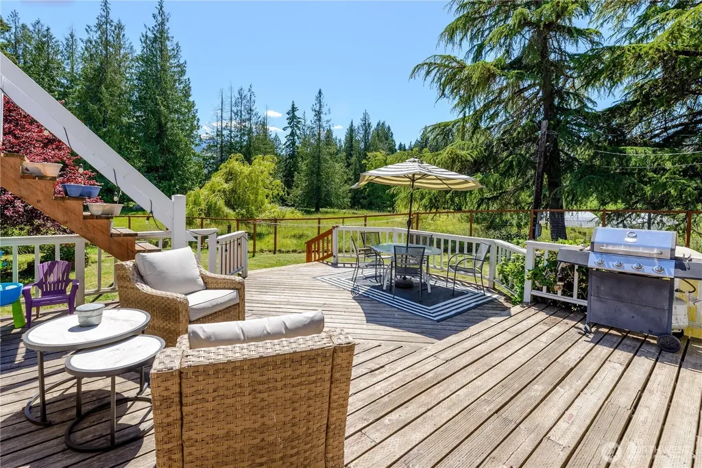 4003 S Tiller Road Port Angeles WA 98362