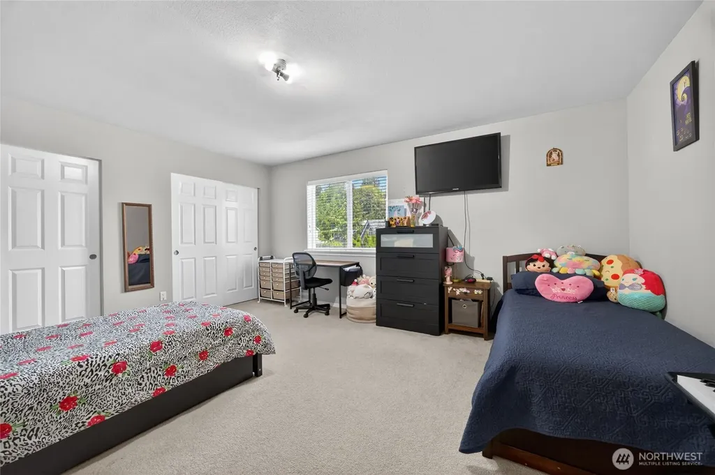 20511 SE 261st Place Covington WA 98042
