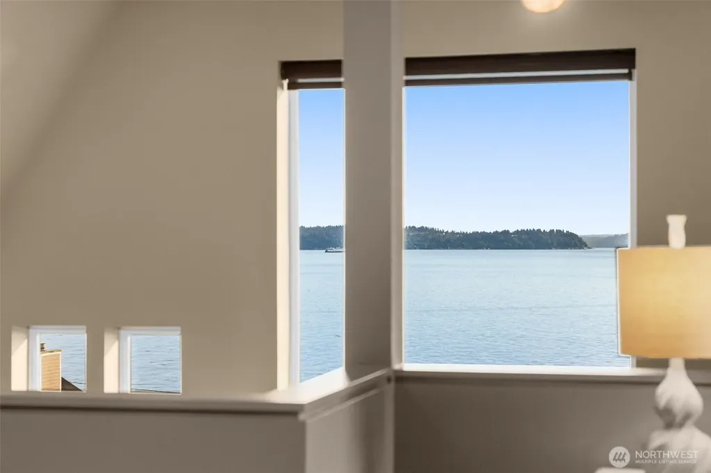 4622 57th Avenue SW Seattle WA 98116