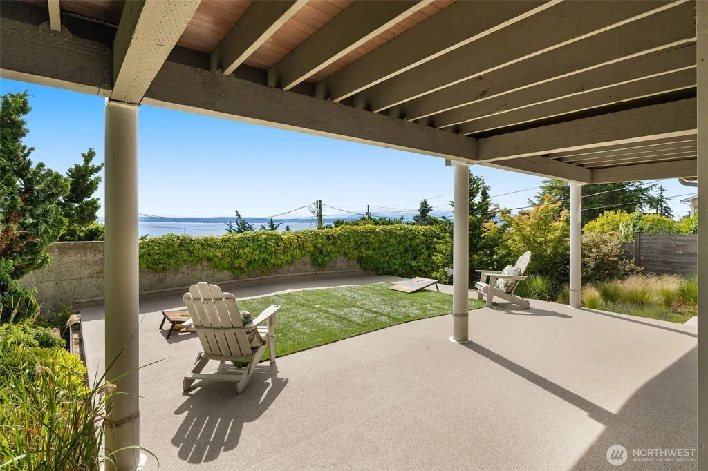 4622 57th Avenue SW Seattle WA 98116