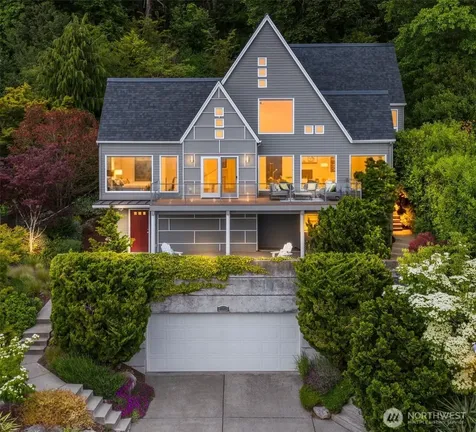 4622 57th Avenue SW Seattle WA 98116