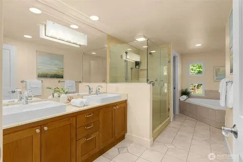 4622 57th Avenue SW Seattle WA 98116