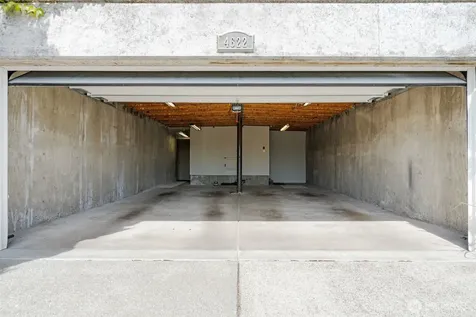 4622 57th Avenue SW Seattle WA 98116