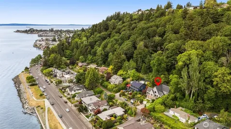 4622 57th Avenue SW Seattle WA 98116