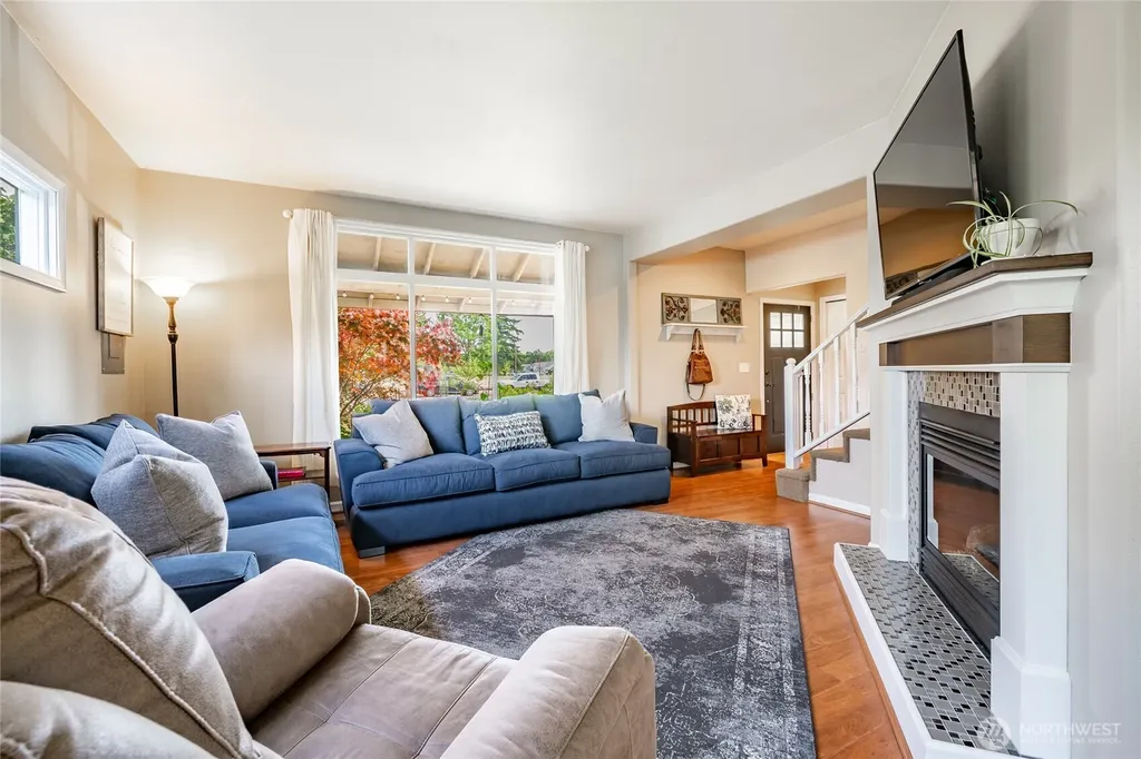 704 Glenning Street Lynden WA 98264