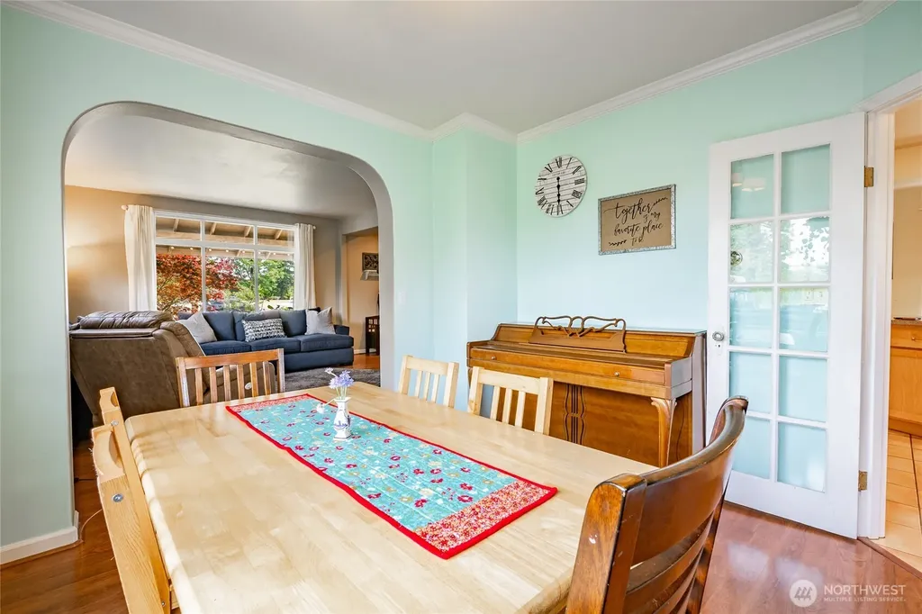 704 Glenning Street Lynden WA 98264