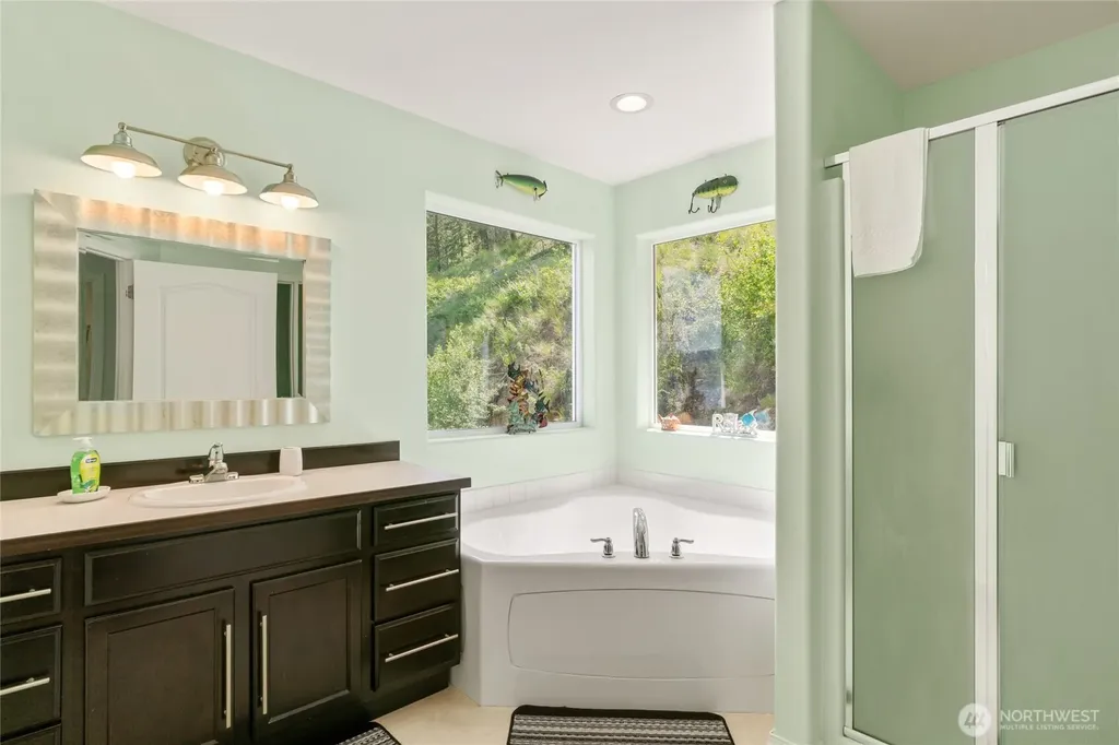 165 Granite Falls Road Chelan WA 98816