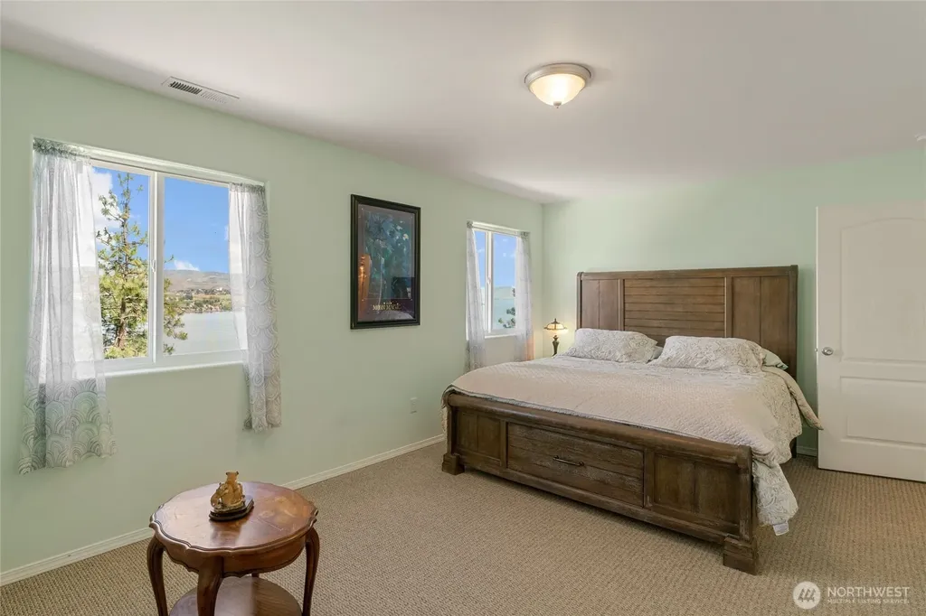 165 Granite Falls Road Chelan WA 98816