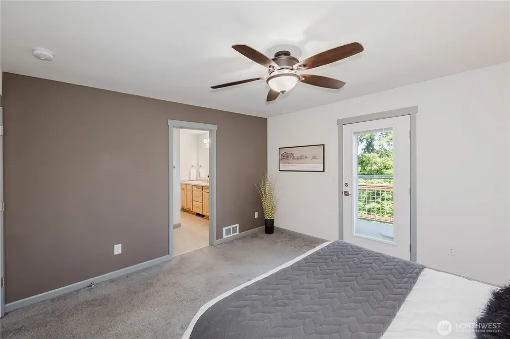 253 E Mountain View Drive Allyn WA 98524