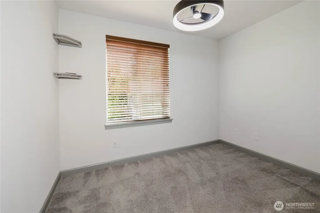 253 E Mountain View Drive Allyn WA 98524