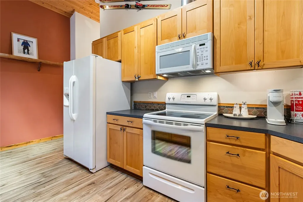 7469 Miller Way Glacier WA 98244