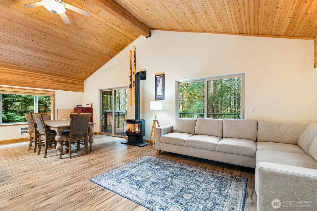 7469 Miller Way Glacier WA 98244