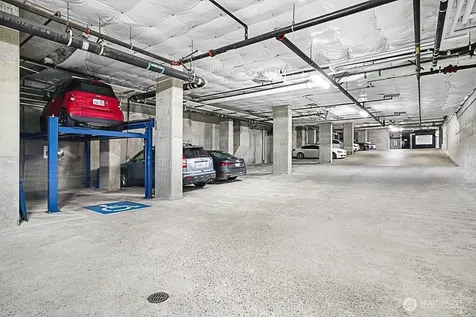 2033 2nd Avenue Seattle WA 98121