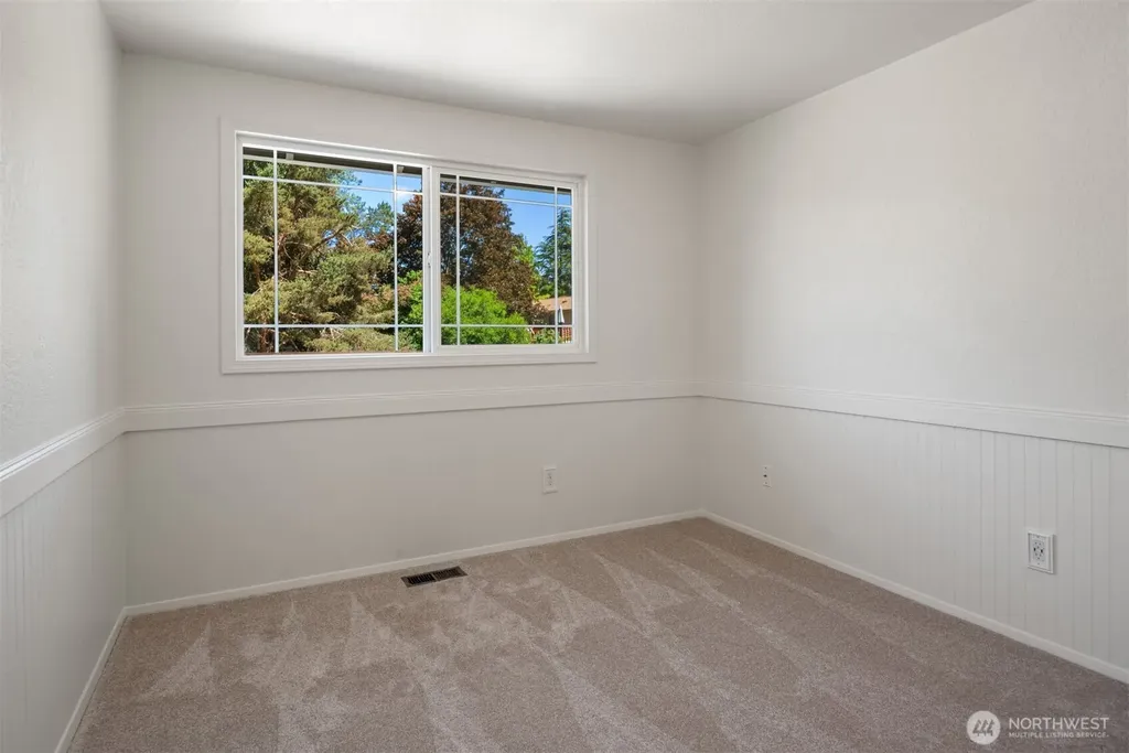 12913 NE 144th Place Kirkland WA 98034