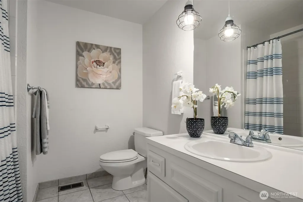12913 NE 144th Place Kirkland WA 98034