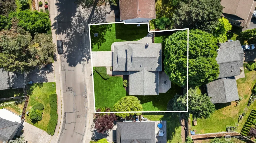 12913 NE 144th Place Kirkland WA 98034