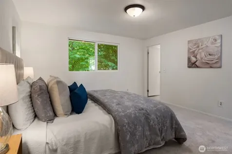 12913 NE 144th Place Kirkland WA 98034