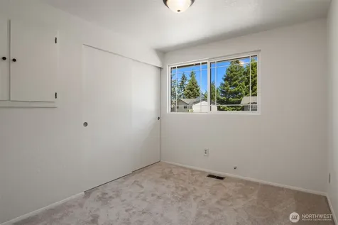 12913 NE 144th Place Kirkland WA 98034