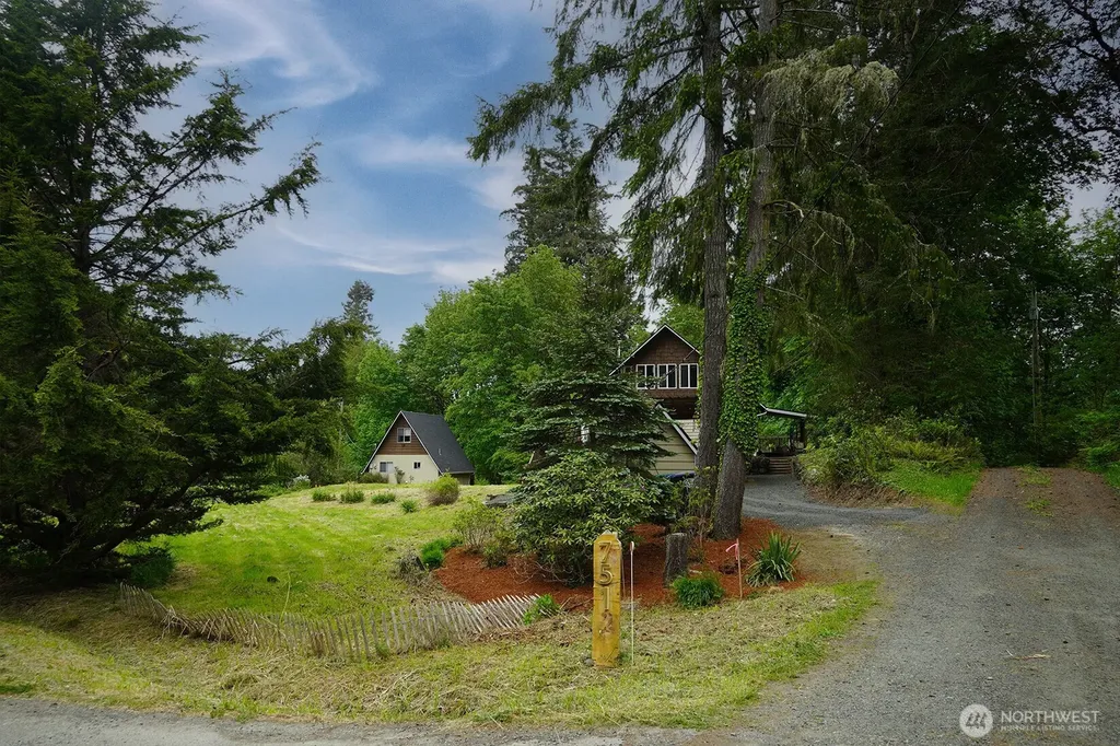 7512 Mirimichi Drive NW Olympia WA 98502