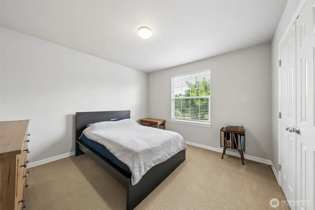 3024 20th Street Pl SW Puyallup WA 98373