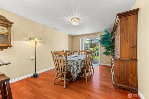 2512 S 361 Street Federal Way WA 98003