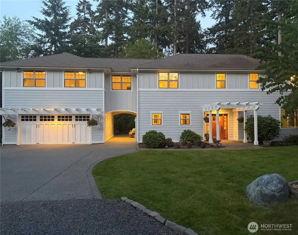 4810 Rose Avenue NE Bainbridge Island WA 98110