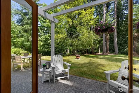 4810 Rose Avenue NE Bainbridge Island WA 98110