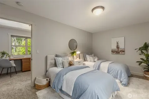 4810 Rose Avenue NE Bainbridge Island WA 98110