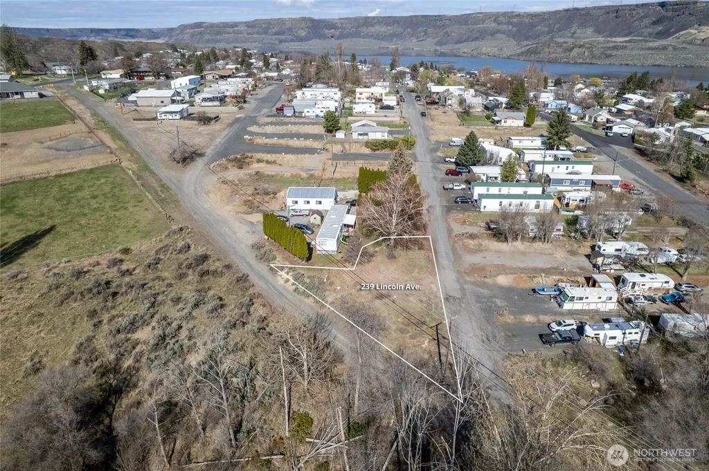 239 Lincoln Avenue Electric City WA 99123