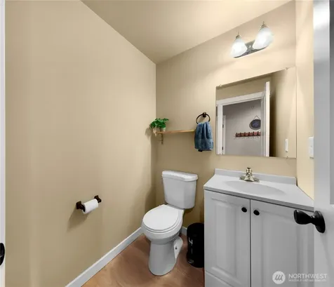 1911 SW Cooper Way Oak Harbor WA 98277