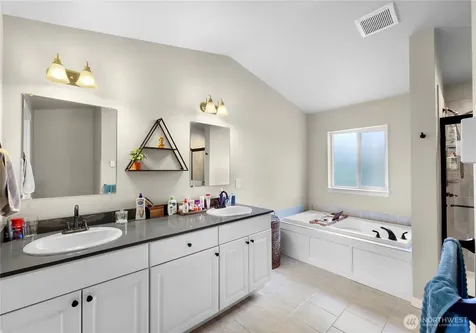 1911 SW Cooper Way Oak Harbor WA 98277