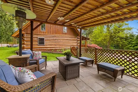 2804 269th Avenue NE Redmond WA 98053