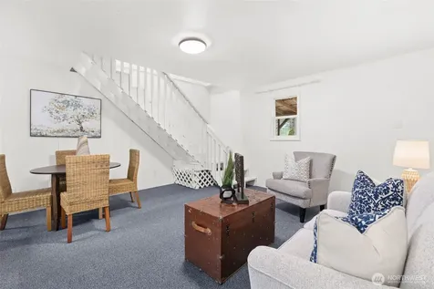 2804 269th Avenue NE Redmond WA 98053