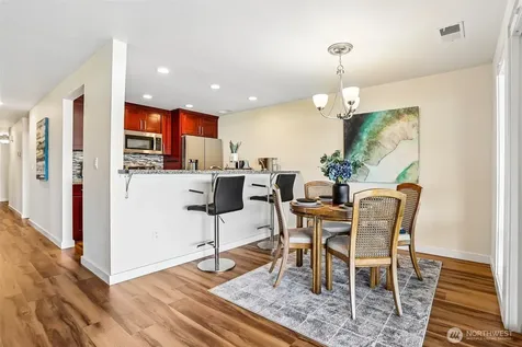 16921 Inglewood Road NE Kenmore WA 98028