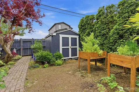 1917 Lombard Avenue Everett WA 98201