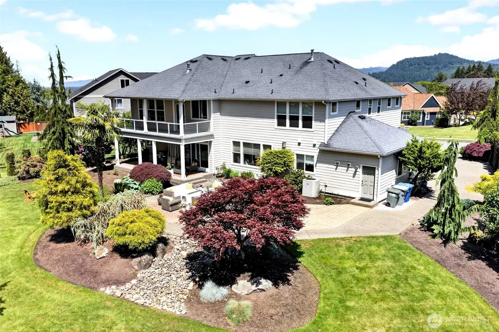 897 Spaulding Circle Buckley WA 98321