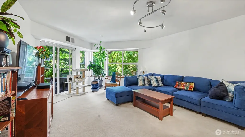 1750 152nd Avenue NE Bellevue WA 98007
