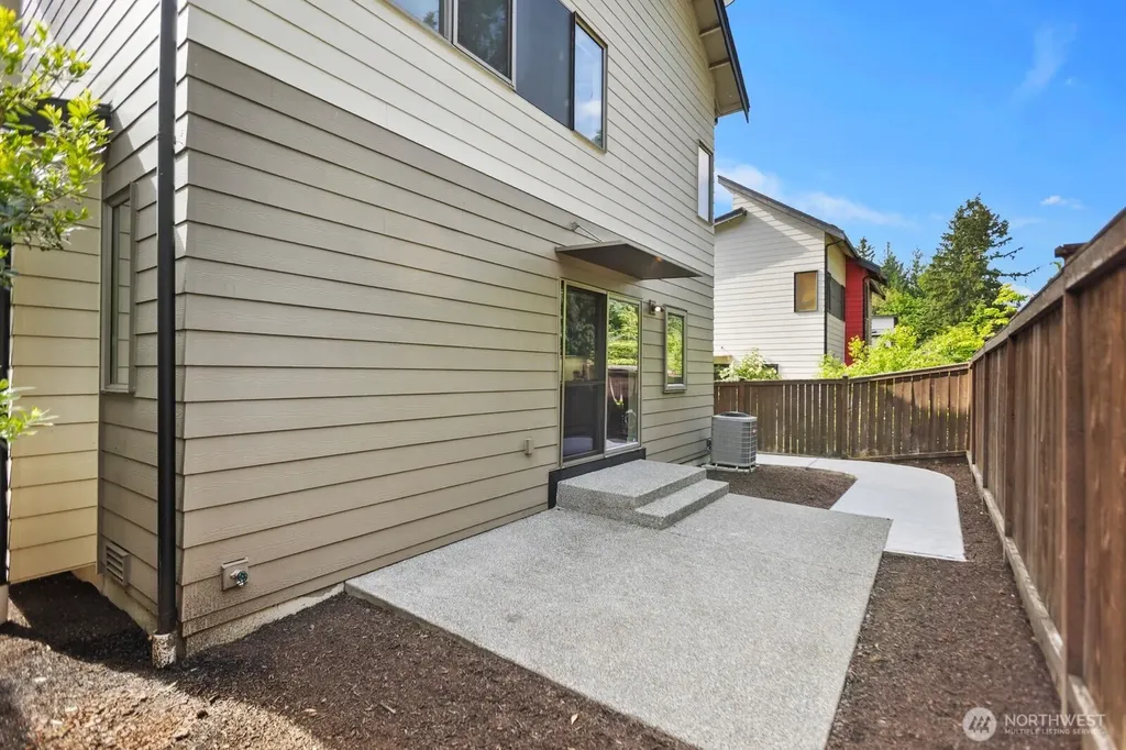 13110 SE 219th Place Kent WA 98031