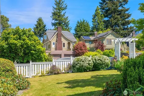 4409 SW Dawson Street Seattle WA 98136