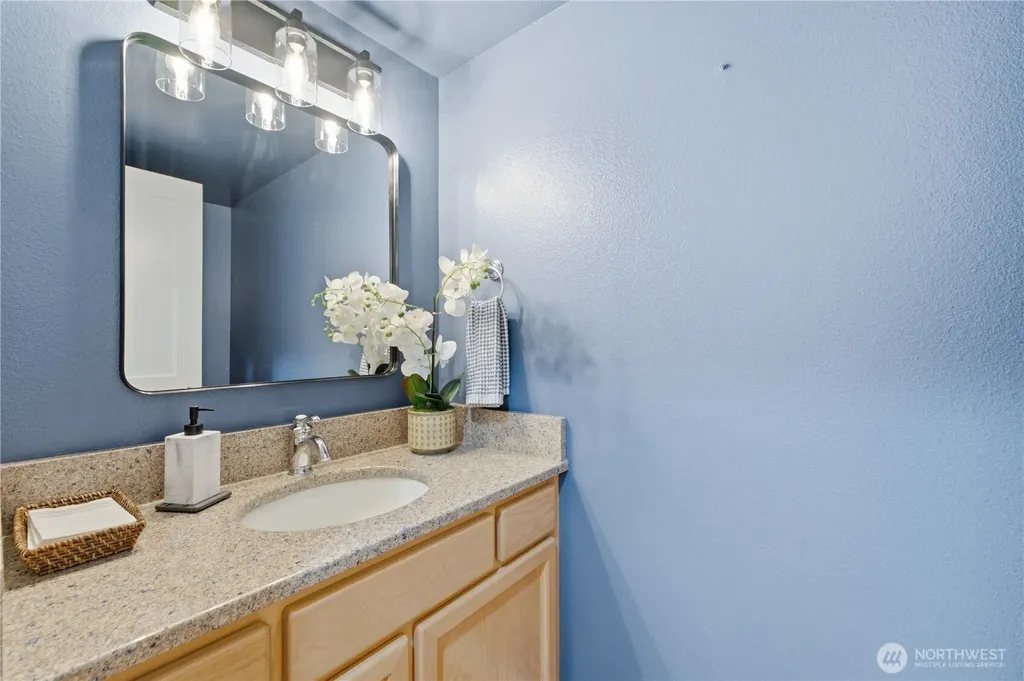 27621 NE Quail Creek Drive Redmond WA 98053