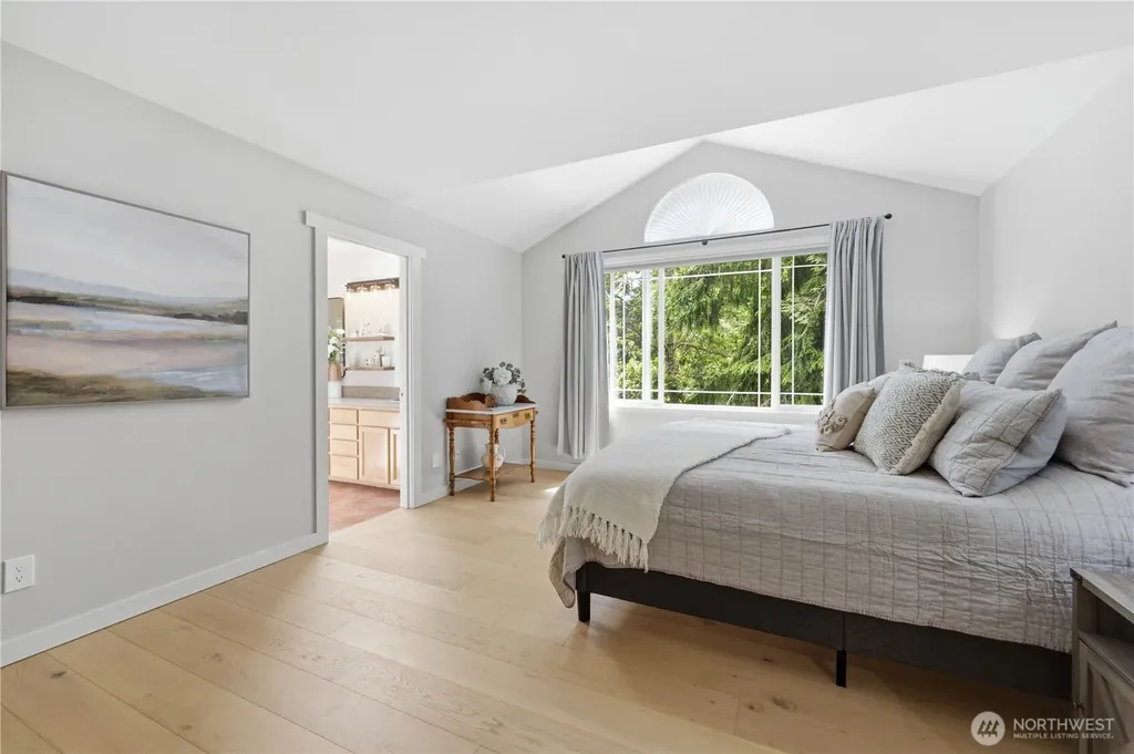 27621 NE Quail Creek Drive Redmond WA 98053