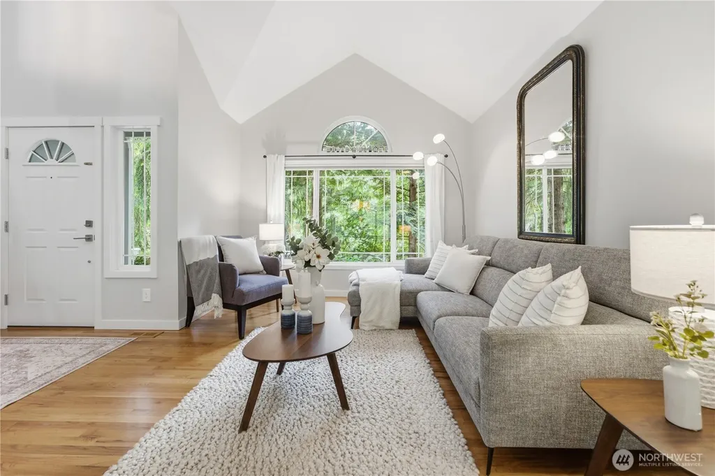 27621 NE Quail Creek Drive Redmond WA 98053